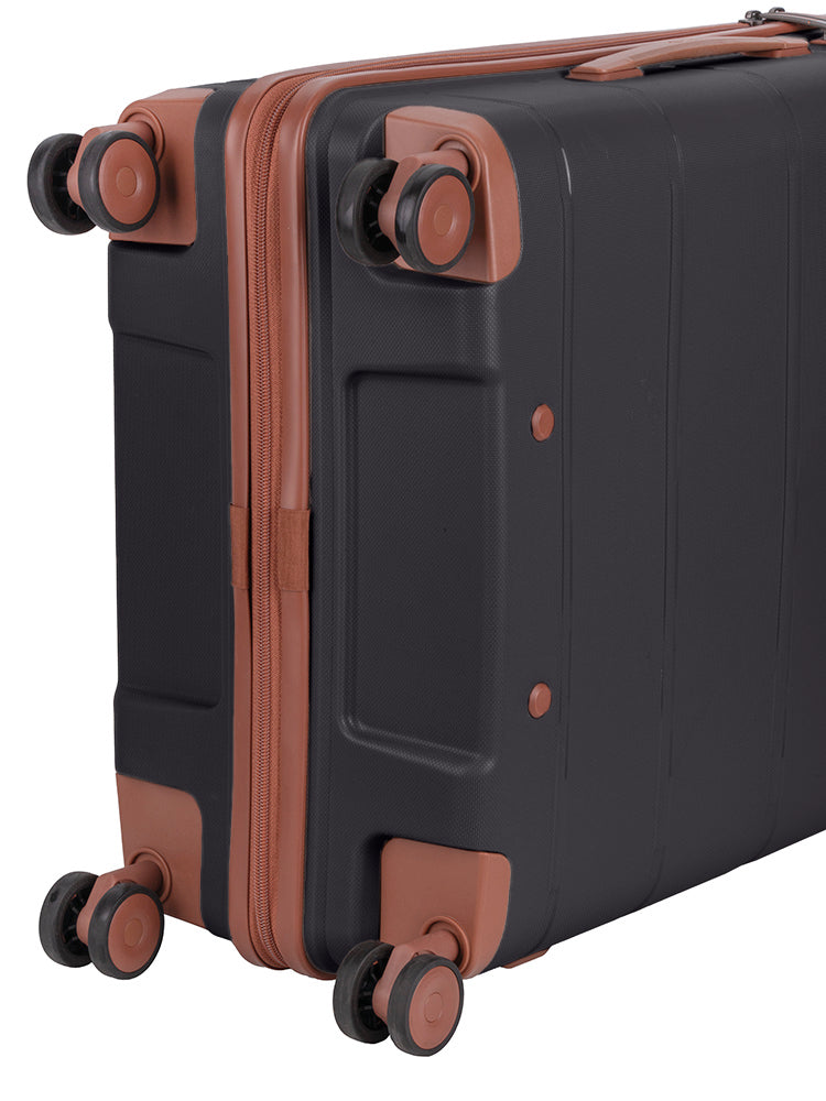 Cellini Monte Carlo Medium 4 Wheel Trolley Case 8556452